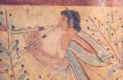 Etrüsk sanatı: flütçü. İtalya#39;nın Monterozzi nekropolündeki Leopar Mezarı#39;ndaki bir fresk detayı, MÖ 5. yüzyıla ait (fresk) by Etruscan