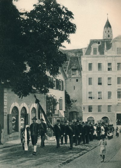 Cenaze alayı, Merano, Güney Tirol, İtalya, 1927 by Eugen Poppel