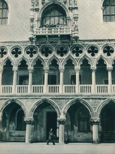 Doges Sarayı'nın bir parçası, Venedik, İtalya, 1927 by Eugen Poppel