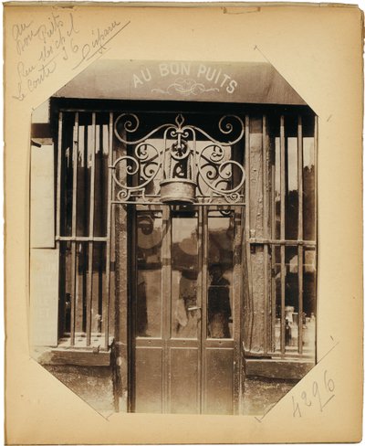 "Documents for the History of Old Paris" albümünden bir sayfa, c.1910 by Eugène Atget