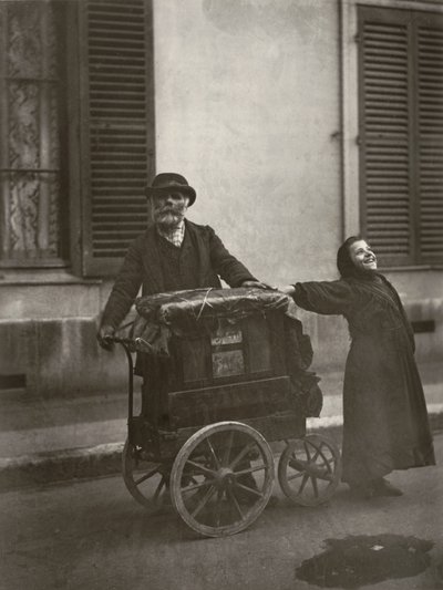 sokak müzisyenleri by Eugène Atget