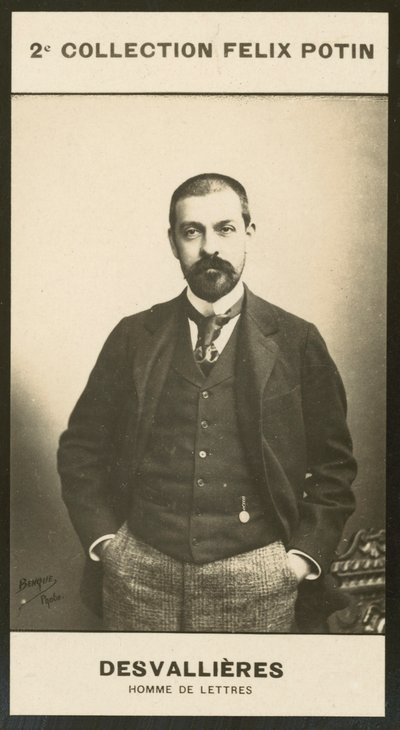 Maurice Desvallieres, Harflerin Adamı by European Photographer