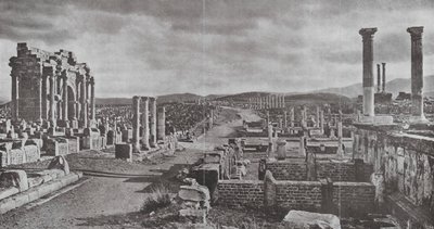 Timgad (s/b fotoğraf) by European Photographer