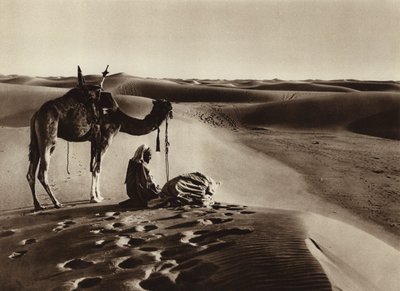 Çölde ibadet etmek (s/b fotoğraf) by European Photographer