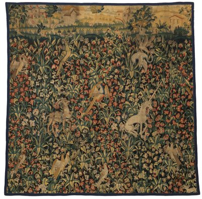 Hayvanları, kuşları ve manzarayı tasvir eden Mille fleurs duvar halısı parçası, yaklaşık 1500 (yün) by European School
