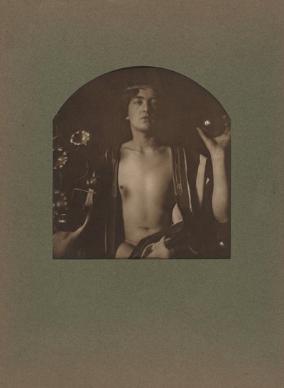 Güzellik Gerçektir - Gerçek Güzellik by F. Holland Day