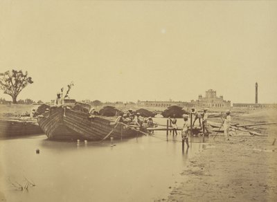 Gomti Nehri üzerindeki Martinière Koleji