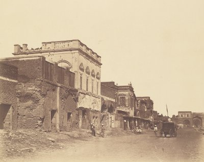 Kralın Sarayda Hapsedildiği Ev by Felice Beato