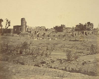 Bailee Muhafız Kapısının Karşı Tarafındaki İkamet Kalıntıları by Felice Beato