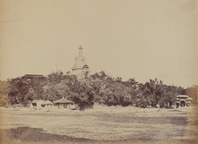 İmparatorluk Kış Sarayındaki Büyük Pagoda, Pekin, 29 Ekim 1860, 1860. by Felice Beato