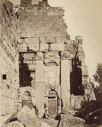 Heliopolis veya Baalbek arkeolojik bölgesinde Jüpiter Tapınağı veya Güneş Tapınağı