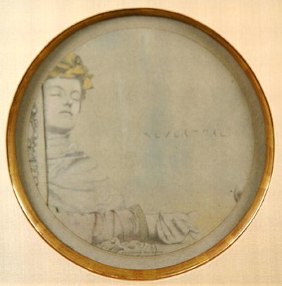 Dreamer, c.1900 (gri kağıt üzerine kurşun kalem ve renkli tebeşir) by Fernand Khnopff