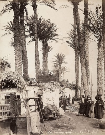 Nil kıyısında köy by Félix Bonfils