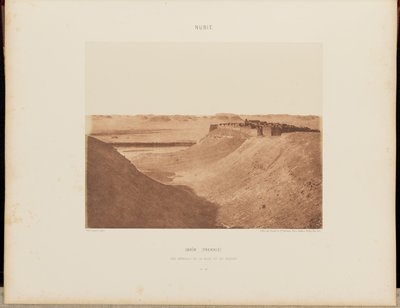 İbrîm (Premnis). Şehir ve Çölün Genel Görünümü by Félix Teynard