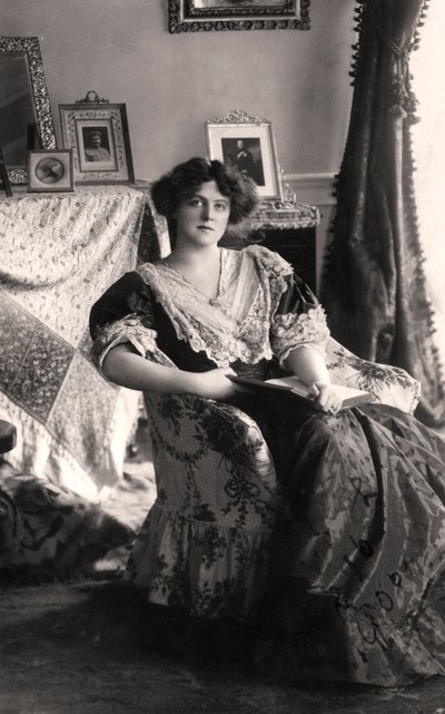 Marie Studholme 1875-1930, İngiliz aktris, 1906. by Foulsham and Banfield