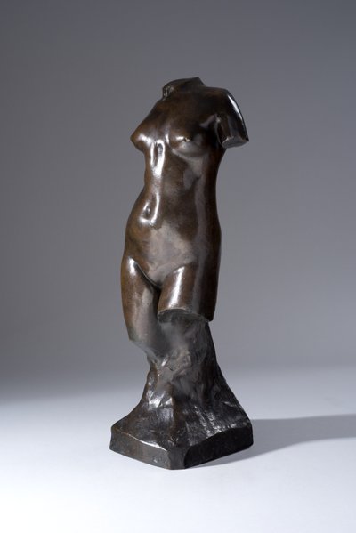 gövde by Francis Derwent Wood