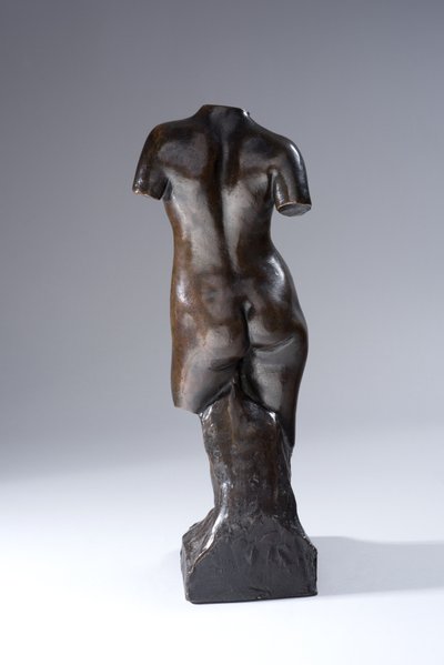 gövde by Francis Derwent Wood