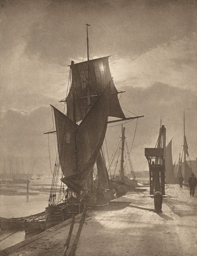 Güneş ve Gölge by Frank Meadow Sutcliffe