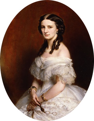 Beyaz bir elbise giymiş ve bir çift lunet tutan bir bayanın portresi, yarım boy, by Franz Xaver Winterhalter