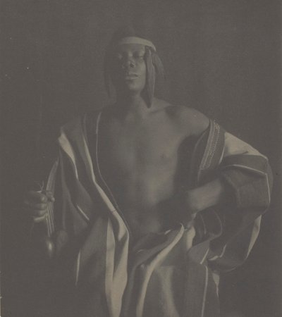 Bir Etiyopyalı Şef, 1897, basılmış c. 1902. by Fred Holland Day