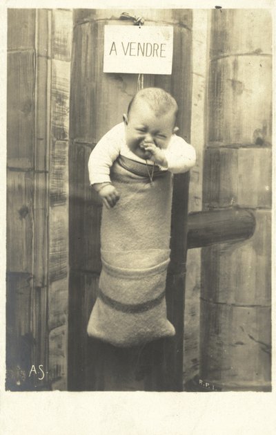 A Vendre, Satılık Bebek (s/b fotoğraf) by French Photographer