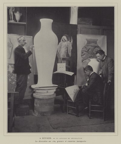 Fransa Sevres porselen fabrikasında dekorasyon atölyesi (s/b fotoğraf) by French Photographer