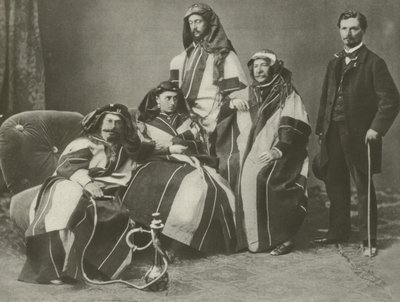 Ferdinand De Lesseps (sağdan ikinci) Süveyş kanalında çalışırken (s/b fotoğraf) by French Photographer