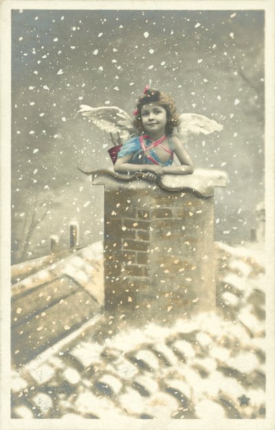 Karda bacadan çıkan kız melek by French Photographer
