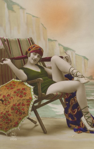 Şezlongdaki kız (renkli fotoğraf) by French Photographer