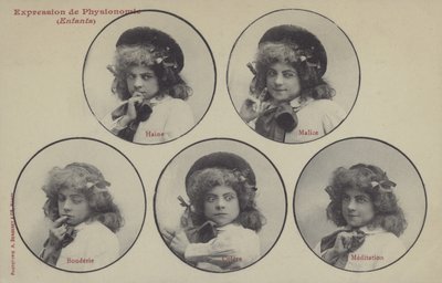 Yüzleri çeken kız (s/b fotoğraf) by French Photographer