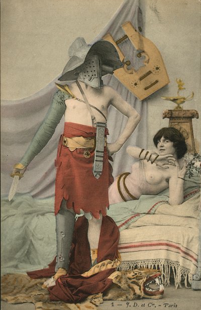 Gladyatör ve yatakta bir kadın (renkli fotoğraf) by French Photographer