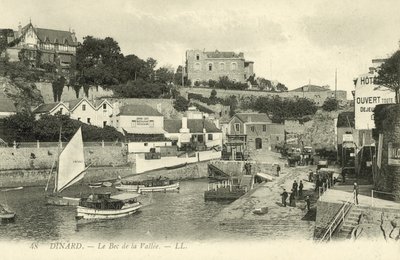 Harbour, Dinard (s/b fotoğraf) by French Photographer