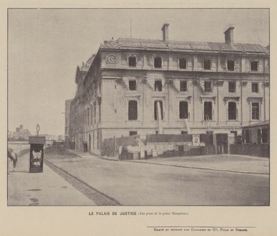 Paris Komünü, Adalet Sarayı, Place Dauphine