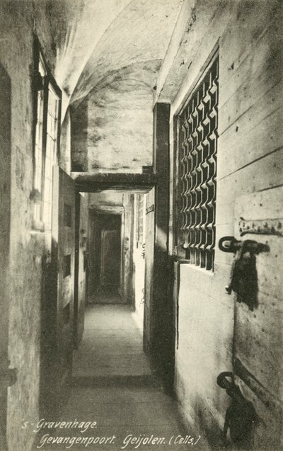 Le Hague, Hapishane Kapısı, hücreler by French Photographer