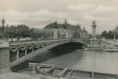 Pont Alexandre III ve Grand Palais, Alexandre Köprüsü ve Büyük Saray (fotogravür) by French Photographer