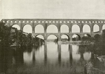 Pont du Gard (b/w fotoğraf) by French Photographer