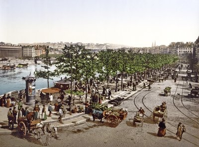 Saint Antoine pazarı, Quay des Célestins, Lyons, c.1900 by French Photographer