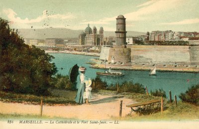 Marsilya, La Cathedrale, Le Fort Saint-Jean by French Photographer