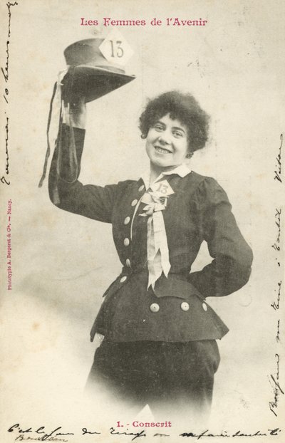 Asker, Geleceğin Kadını by French Photographer