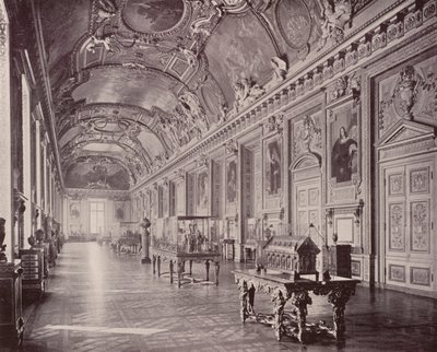 Paris: Apollo Galerisi, Louvre Müzesi, Güneye Bakış (s/b fotoğraf) by French Photographer