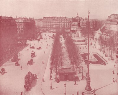 Paris: Place de la Republique (s/b fotoğraf) by French Photographer