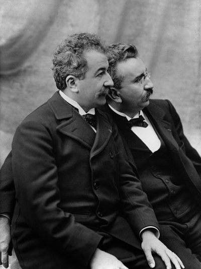 Auguste (1862-1954) ve Louis Lumiere
