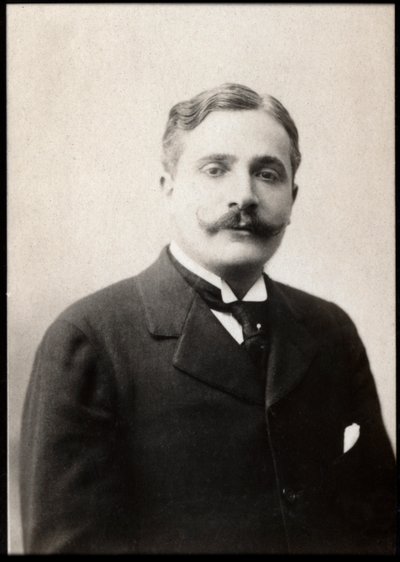 Fransız yazar Pierre Decourcelle