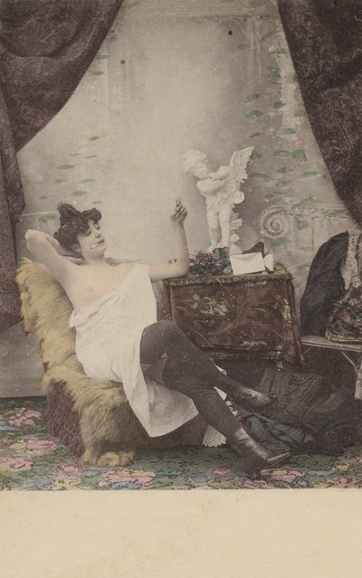 güzel kız sigara by French Photographer