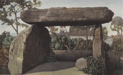 Saint-Nazaire, Dolmen bir meydanla çevrili by French Photographer