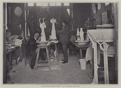 Fransa, Sevres porselen fabrikasında heykel atölyesi (s/b fotoğraf) by French Photographer