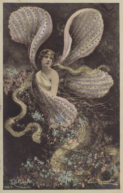 gerçeküstü kız by French Photographer