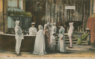Kaplıcalar, Le Mont Dore, Fransa. 1913 yılında gönderilen kartpostal. by French Photographer