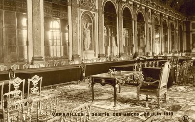 Versay, Aynalı Salon, 28 Haziran 1919 by French Photographer