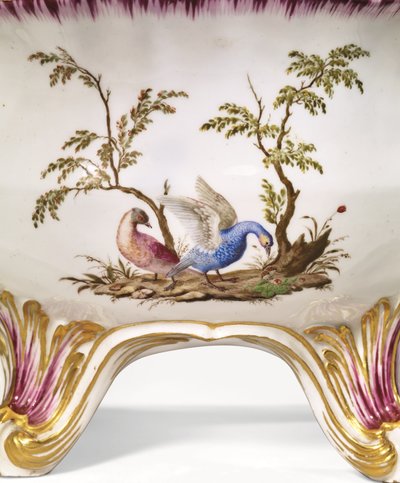 Vincennes İki Saplı Dairesel Tencere, Kapak ve Stand, 1750 civarı (porselen) by French School